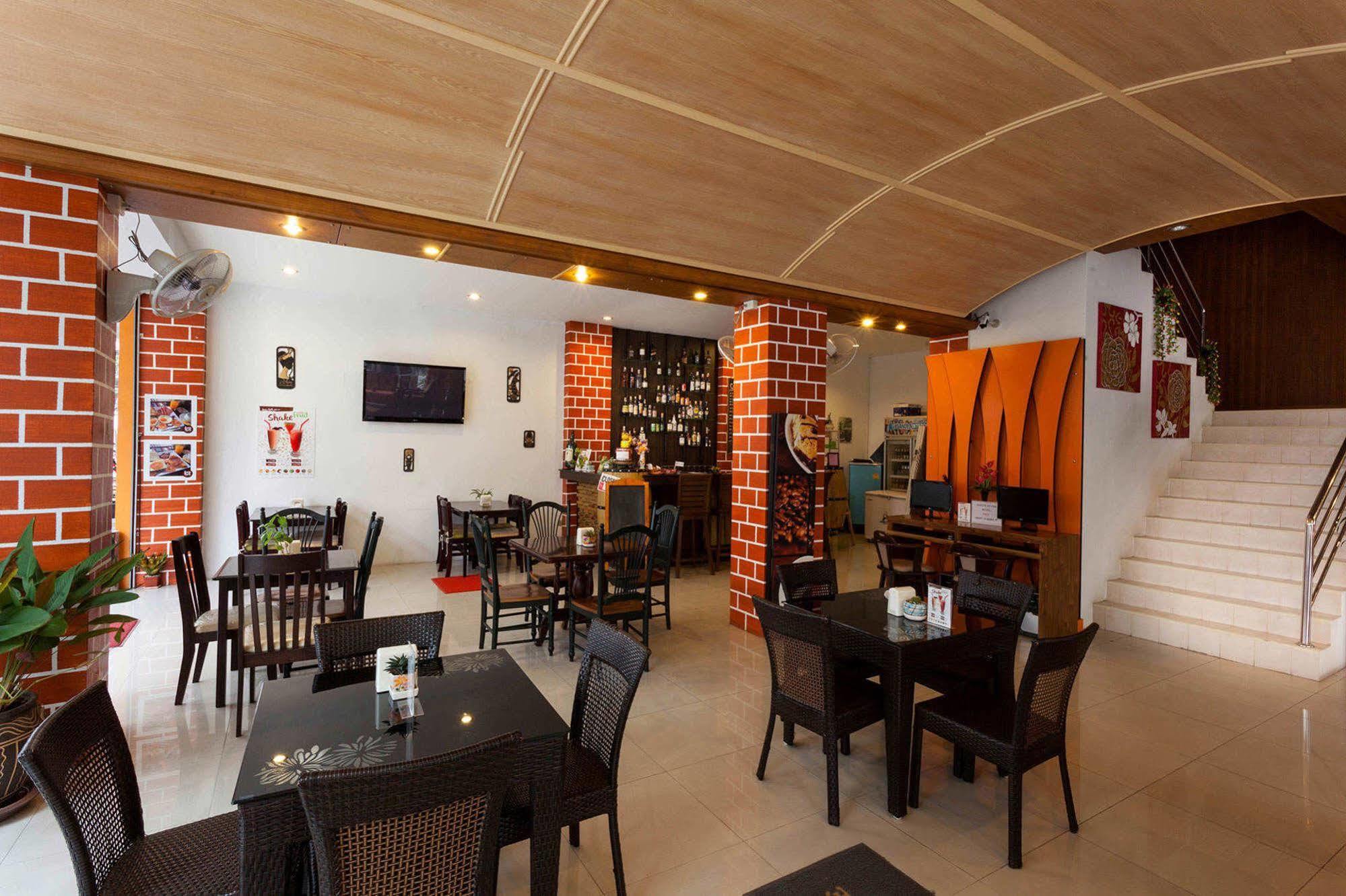 Larn Park Resortel Patong Exterior photo